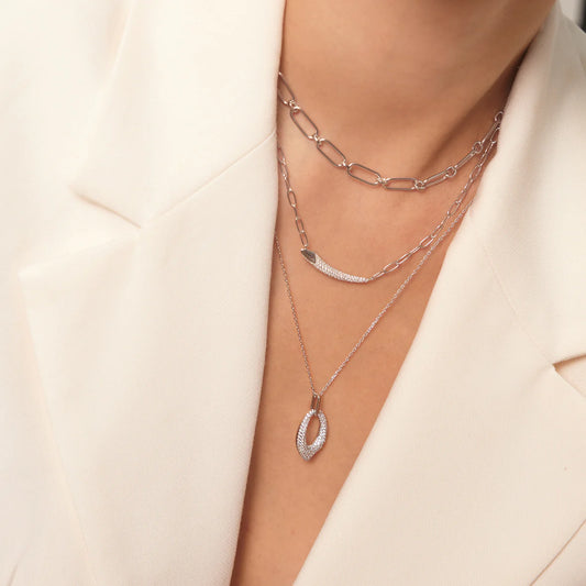 TOUGH ARROW PENDANT NECKLACE