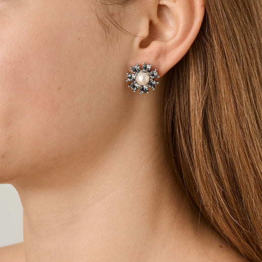 AUDE SHINY SILVER GREY/WHITE PEARL EARRINGS