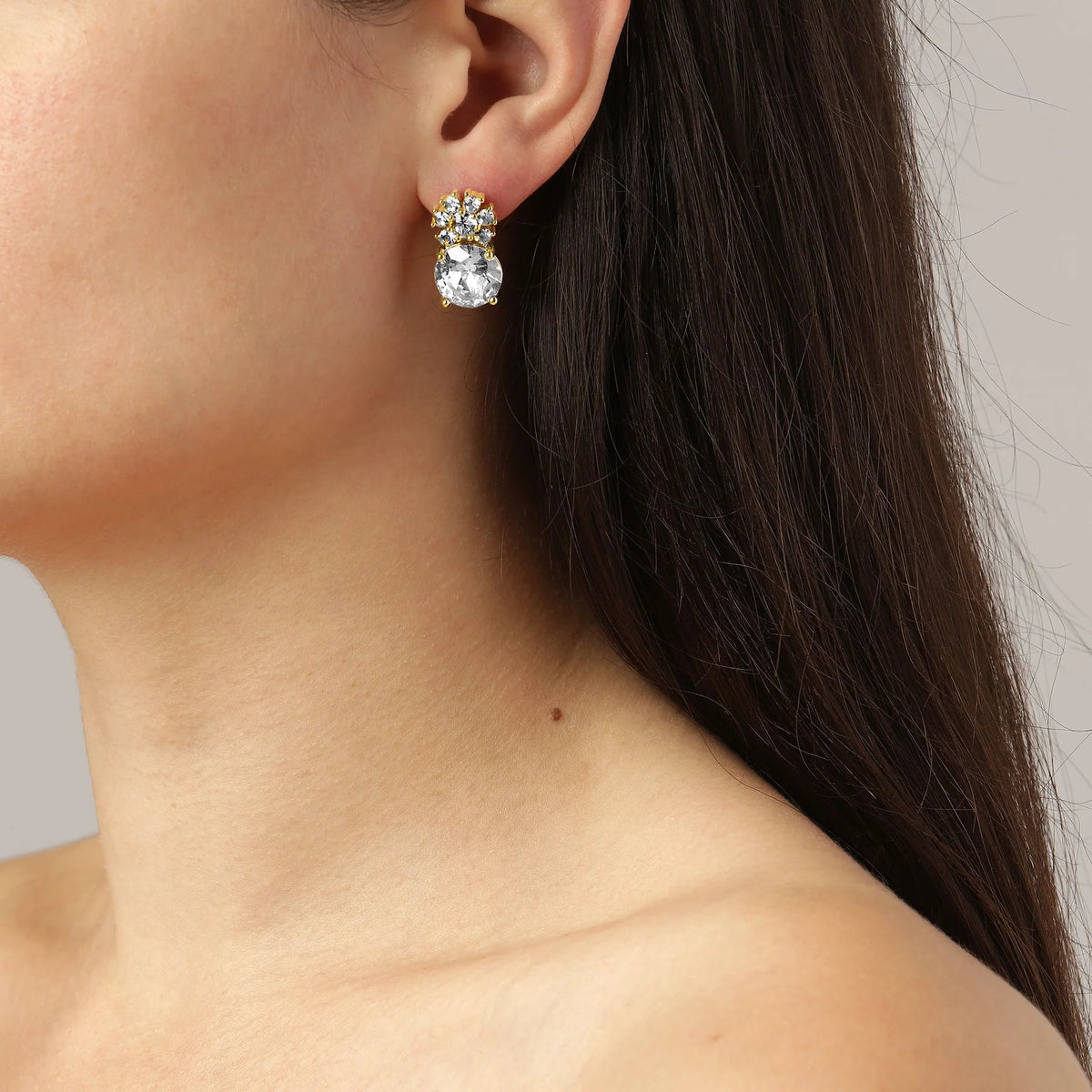 BECKIA SHINEY GOLD CRYSTAL EARRINGS