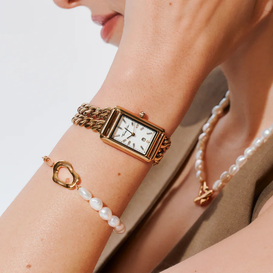 FLUID FRESHWATER PEARL BRACELET