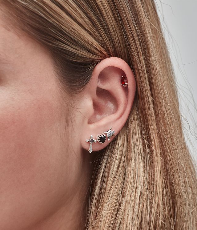 SINGLE GOTHIC CROSS FLATBACK EARRING