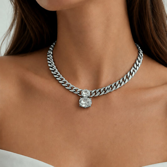 HOLL SHINY SILVER CRYSTAL NECKLACE