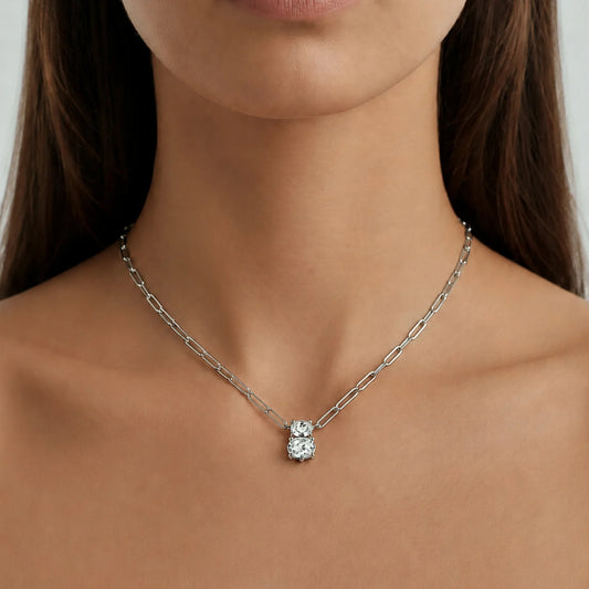 SERAFINE SHINY SILVER NECKLACE