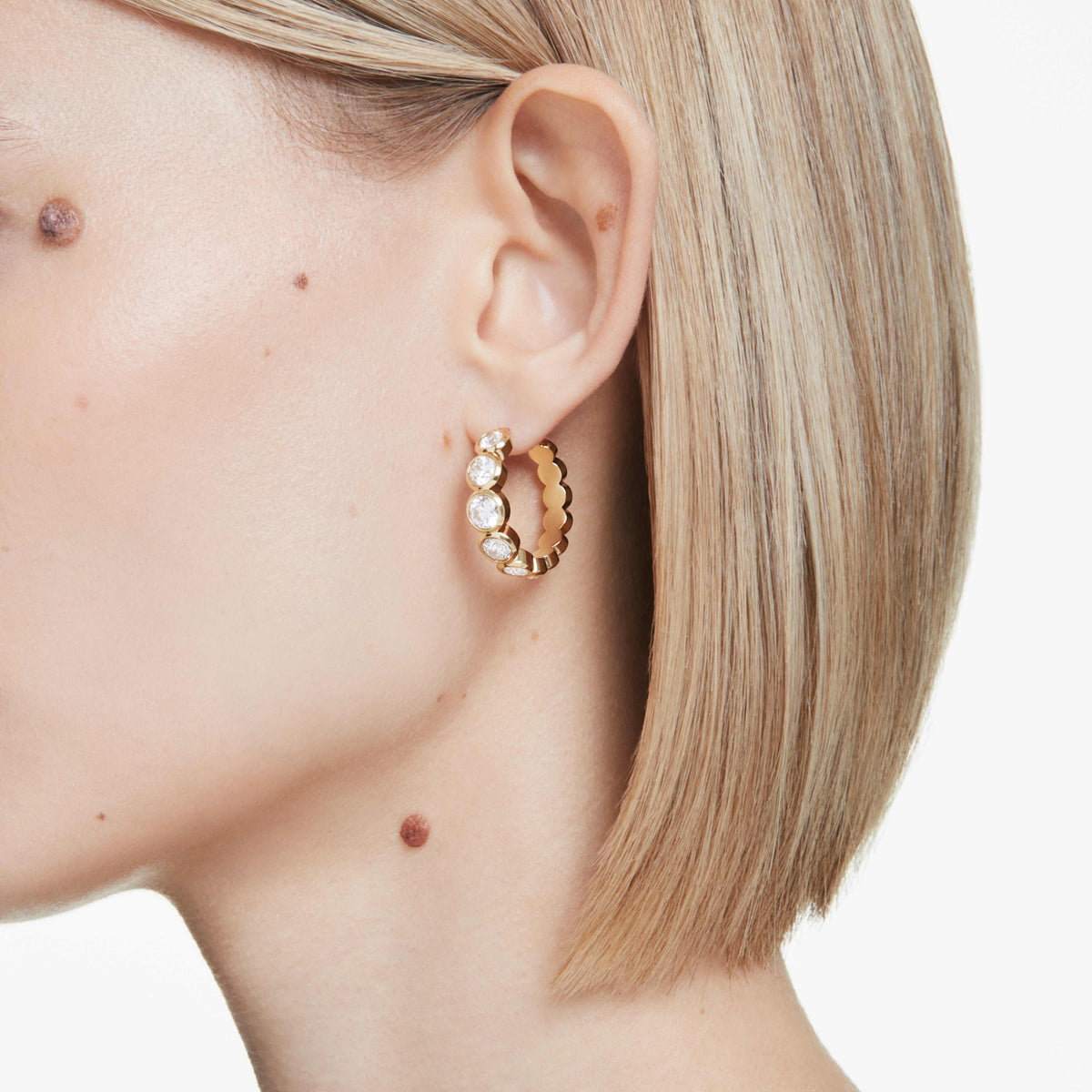 IMBER HOOP EARRINGS - WHITE, GOLD