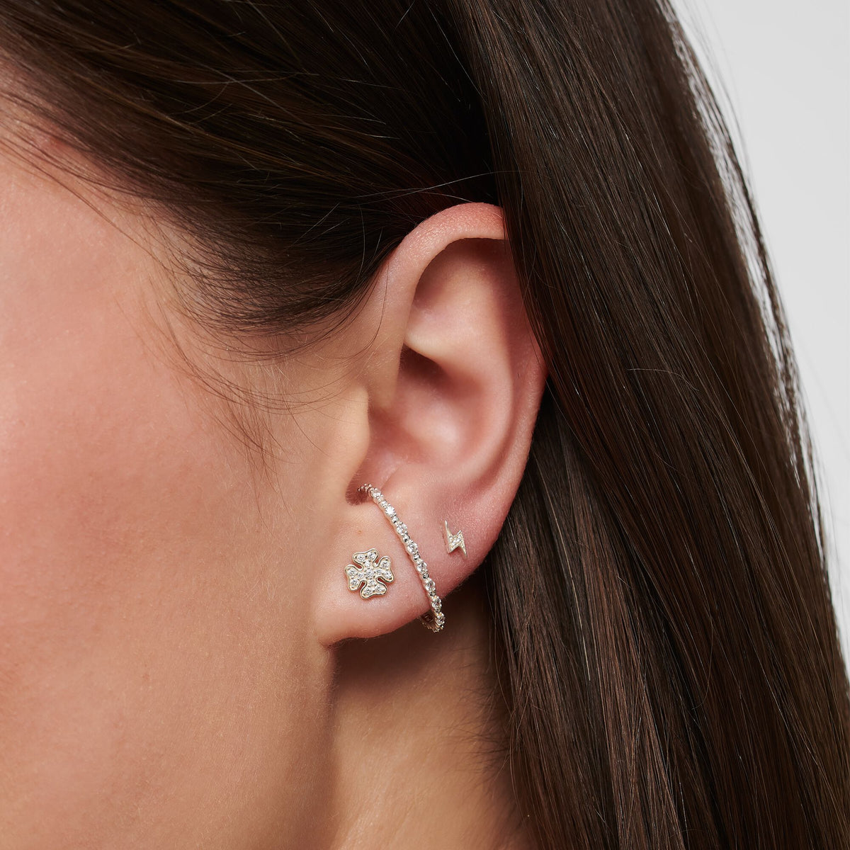 CHARMING COLLECTION LIGHTNING FLASH EARRING SINGLE