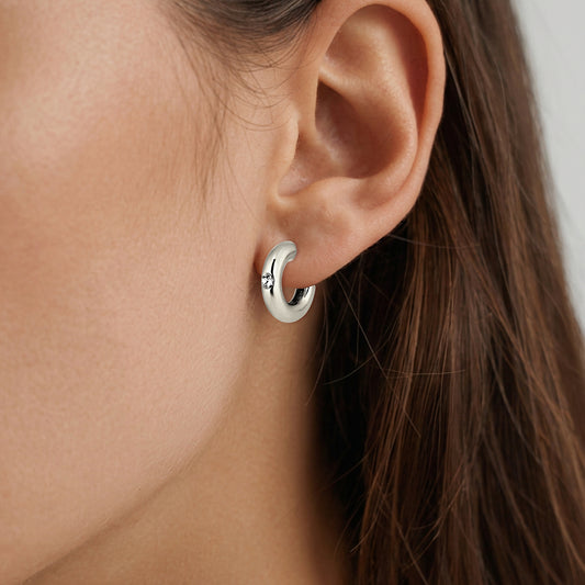 ADAME SHINY SILVER CRYSTAL EARRINGS
