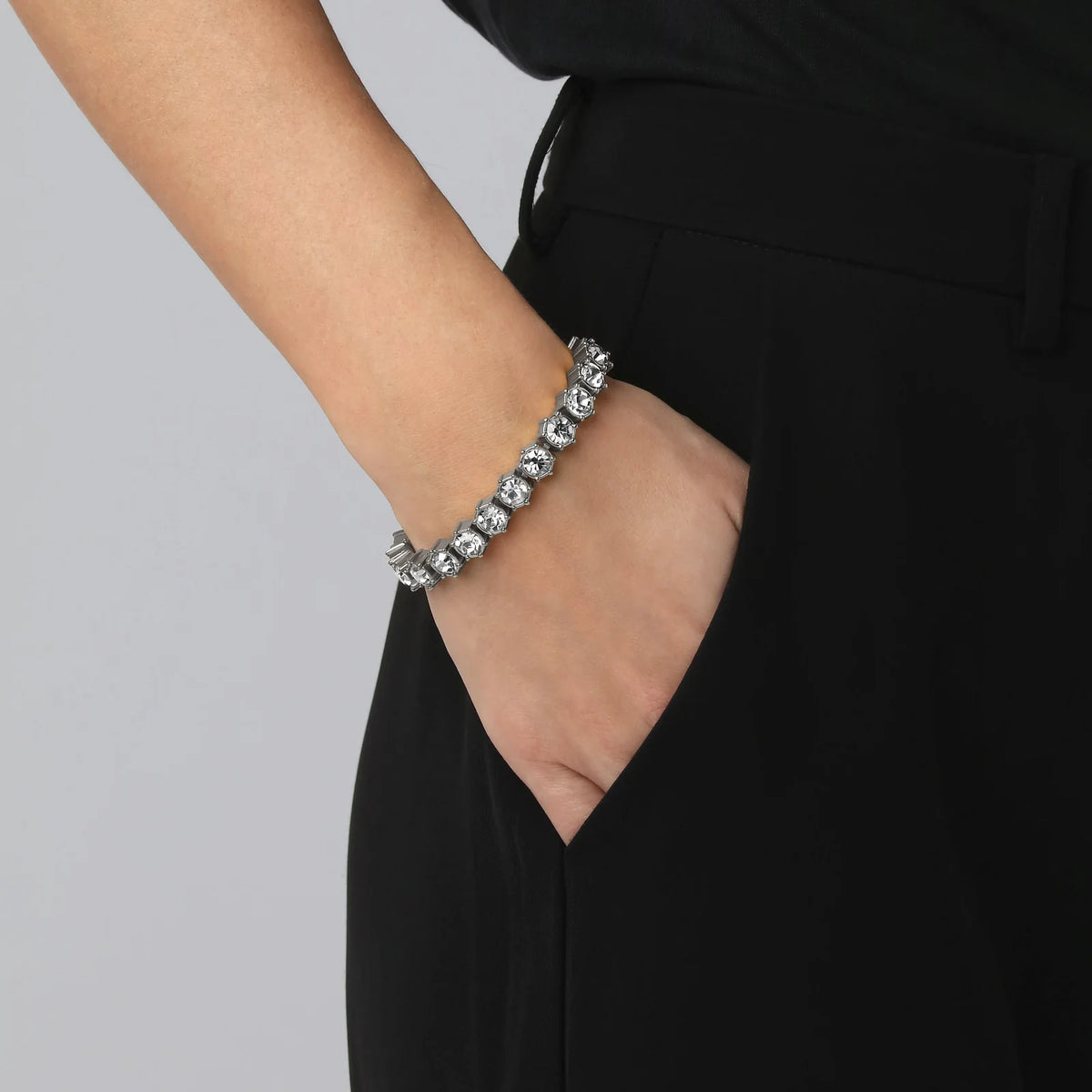 COURAGE SHINY SILVER CRYSTAL BRACELET
