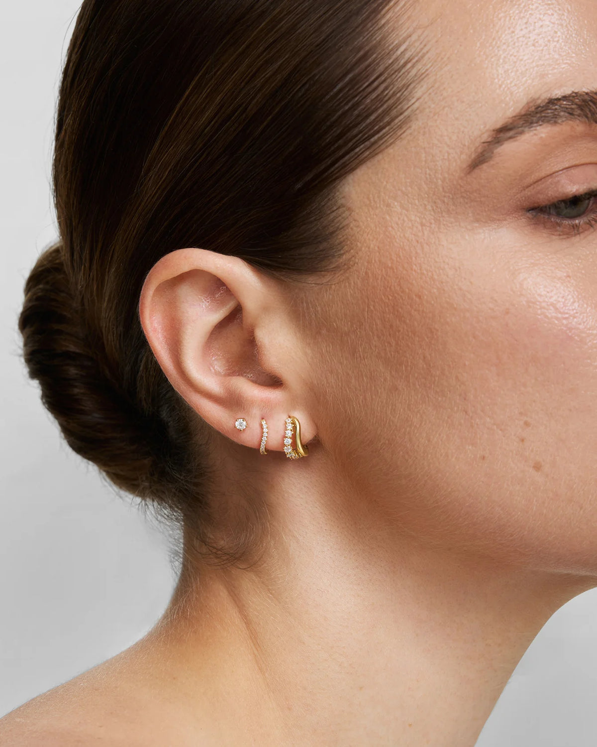 FAIRY MINI PRONG STUD EARRINGS