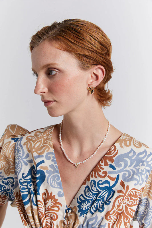 PETITE BOW WITH PEARLS NECKLACE
