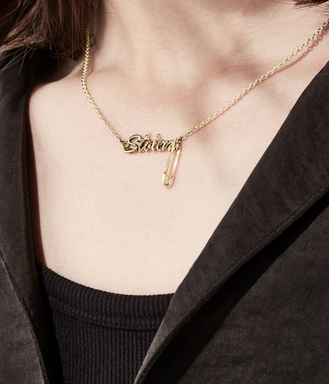 SENTIMENTAL SCRIPT NECKLACE
